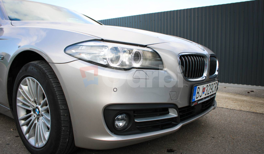 BMW Rad 5 Touring 5 520d xDrive A/T, 140kW, A8, SR vozidlo, Pôvodný lak, Zimné komlety