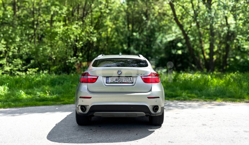 BMW X6 xDrive 30d 245k