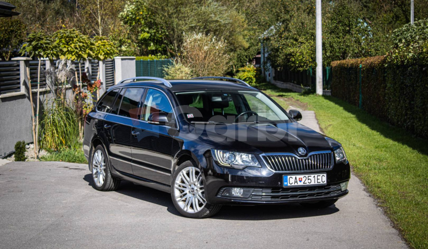 Škoda Superb Combi 2.0 TDI CR 4x4, Alcantara, ZEDER, Slovenské, 4x výhrev, el.kufor