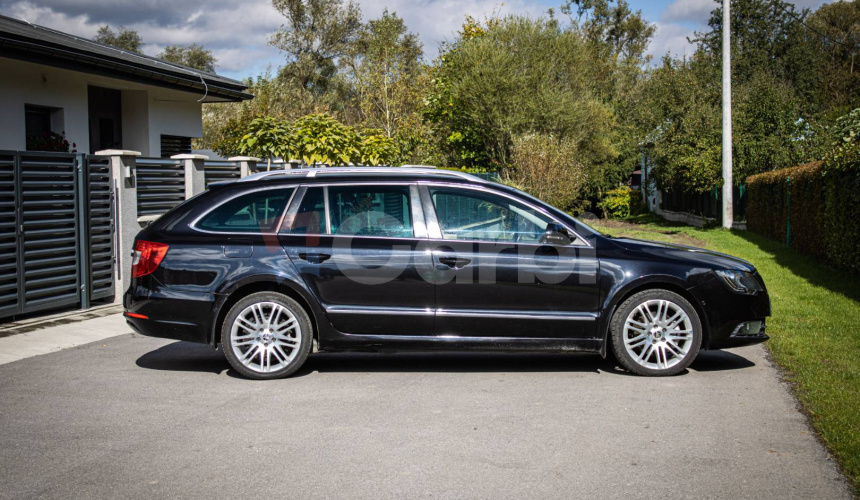 Škoda Superb Combi 2.0 TDI CR 4x4, Alcantara, ZEDER, Slovenské, 4x výhrev, el.kufor