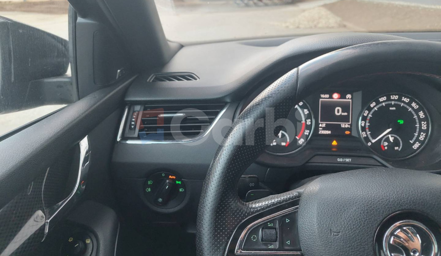 Škoda Octavia Combi 2.0 TDI DPF RS DSG