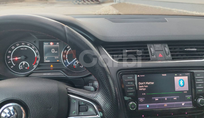 Škoda Octavia Combi 2.0 TDI DPF RS DSG
