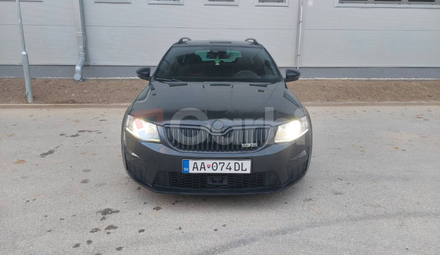 Škoda Octavia Combi 2.0 TDI DPF RS DSG