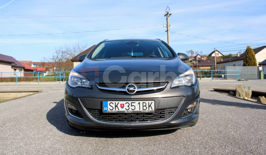 Opel Astra Sport Tourer LPG+Benzín, manuál