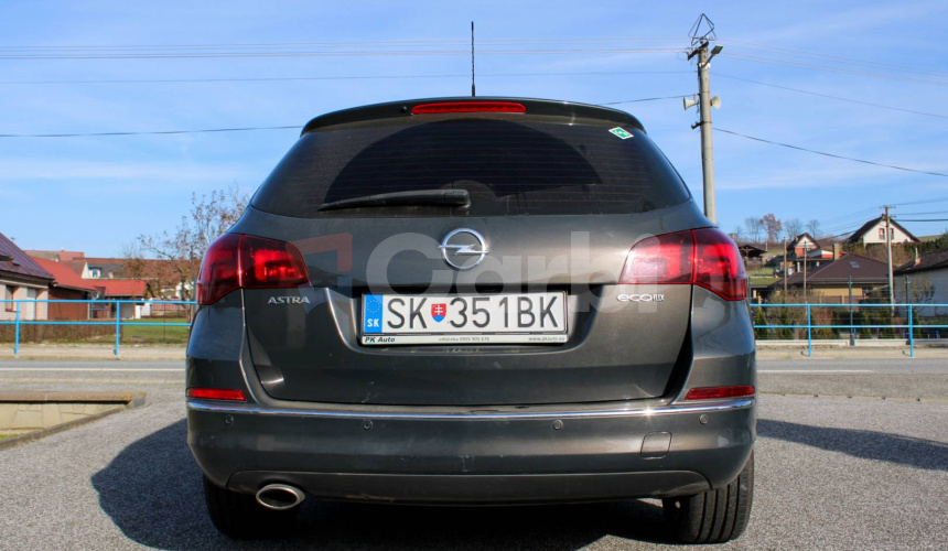 Opel Astra Sport Tourer LPG+Benzín, manuál