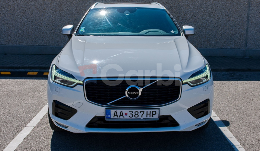 Volvo XC60 D5 R-Design AWD A/T8 173kW 235HP Strešné okno Top výbava modelový rok 2018