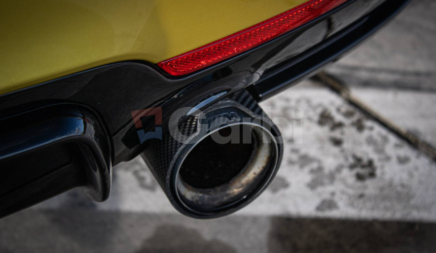 BMW Rad 4 Gran Coupé M440i xDrive M Performance, M výfuk, HUD, Harman Kardon, Austin Yellow, TO