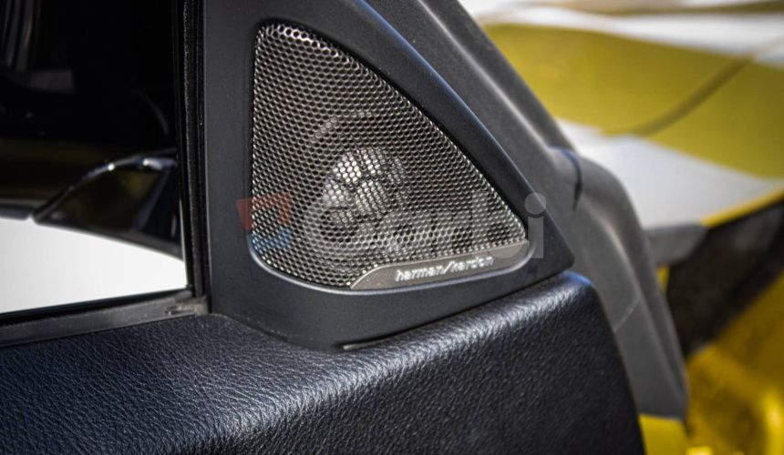 BMW Rad 4 Gran Coupé M440i xDrive M Performance, M výfuk, HUD, Harman Kardon, Austin Yellow, TO