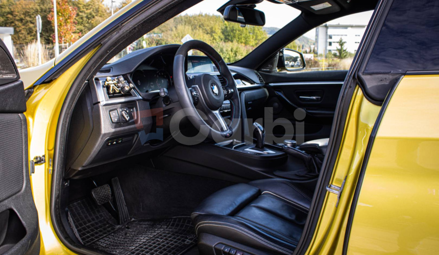 BMW Rad 4 Gran Coupé M440i xDrive M Performance, M výfuk, HUD, Harman Kardon, Austin Yellow, TO