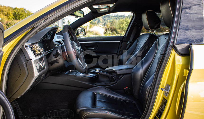 BMW Rad 4 Gran Coupé M440i xDrive M Performance, M výfuk, HUD, Harman Kardon, Austin Yellow, TO