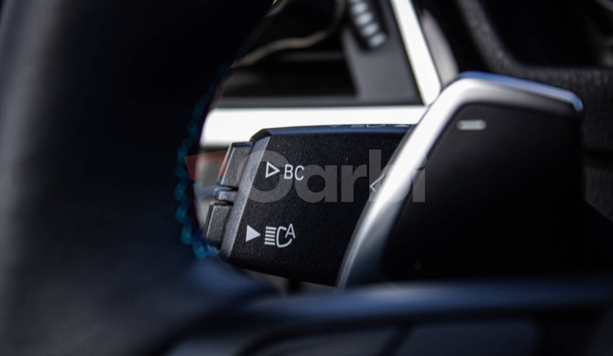 BMW Rad 4 Gran Coupé M440i xDrive M Performance, M výfuk, HUD, Harman Kardon, Austin Yellow, TO
