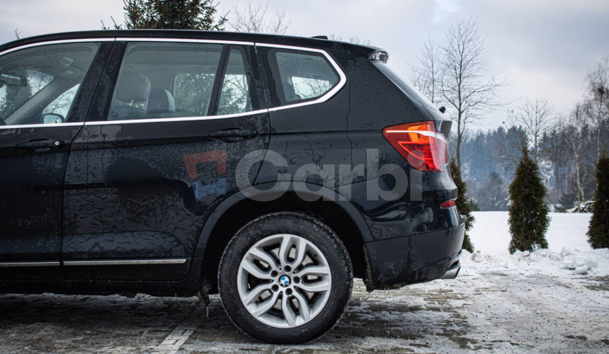 BMW X3 20d xDrive, Nelakované, Sportsitze, Keylles, Veľmi zachovalé