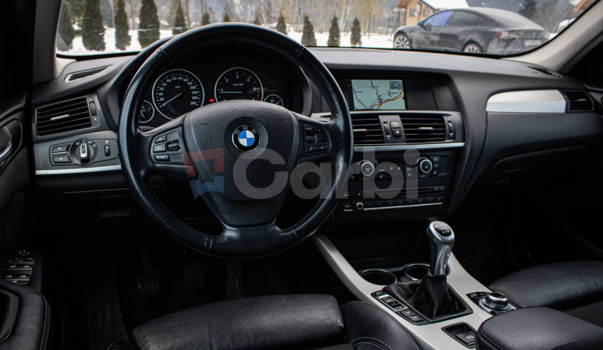 BMW X3 20d xDrive, Nelakované, Sportsitze, Keylles, Veľmi zachovalé