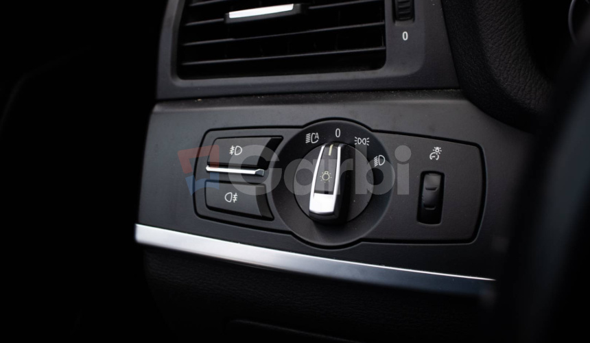 BMW X3 20d xDrive, Nelakované, Sportsitze, Keylles, Veľmi zachovalé