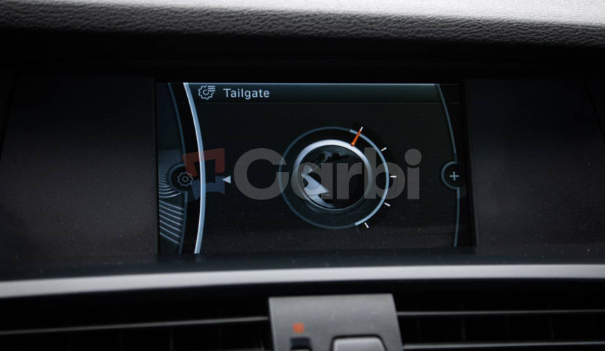 BMW X3 20d xDrive, Nelakované, Sportsitze, Keylles, Veľmi zachovalé