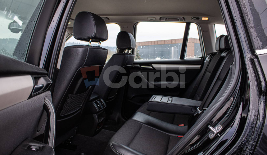 BMW X3 20d xDrive, Nelakované, Sportsitze, Keylles, Veľmi zachovalé