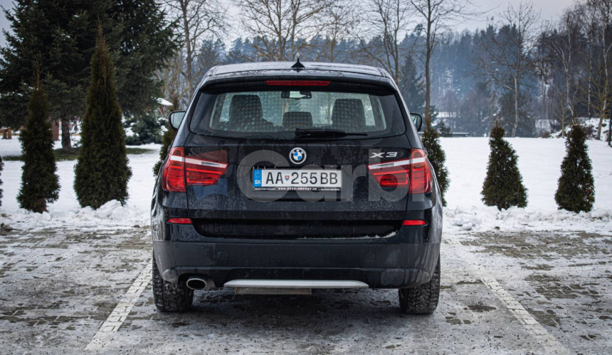 BMW X3 20d xDrive, Nelakované, Sportsitze, Keylles, Veľmi zachovalé