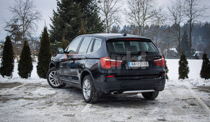 BMW X3 20d xDrive, Nelakované, Sportsitze, Keylles, Veľmi zachovalé