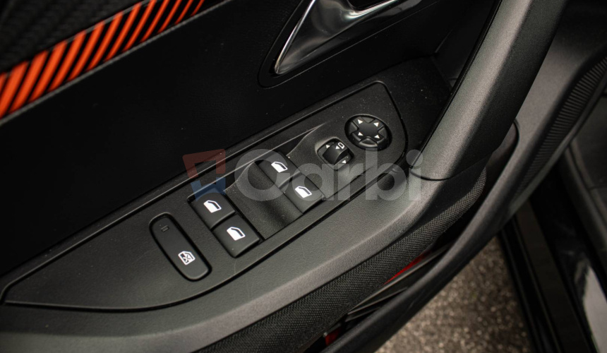 Peugeot 2008 1.2 PureTech 130 Active Pack EAT8