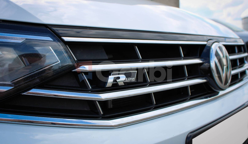 Volkswagen Passat Variant R-LINE 2.0 TDI DSG Highline