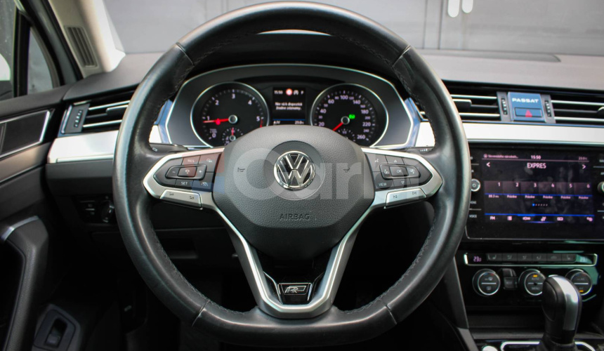 Volkswagen Passat Variant R-LINE 2.0 TDI DSG Highline