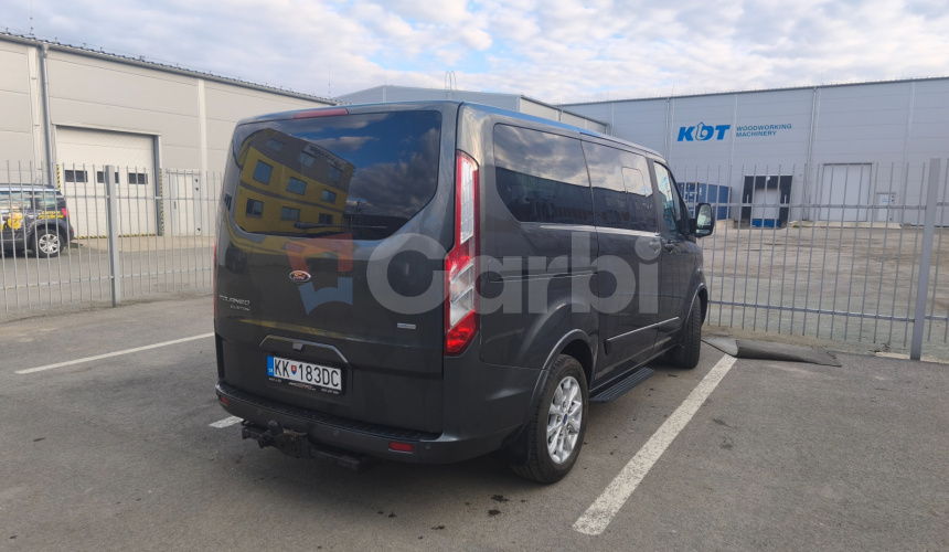 Ford Tourneo Custom