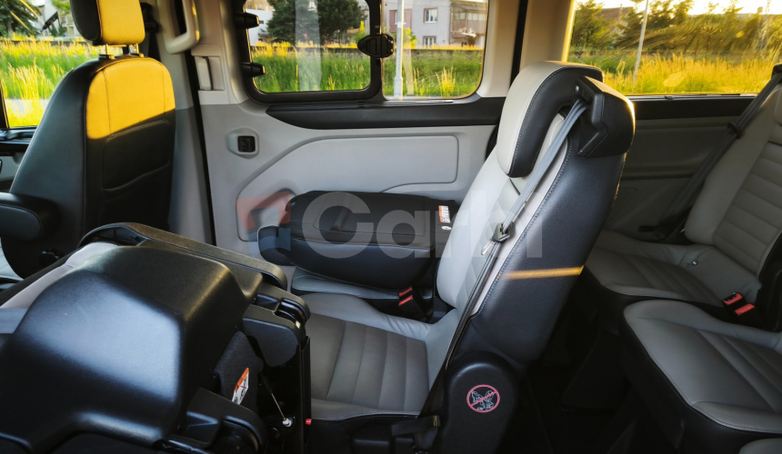 Ford Tourneo Custom