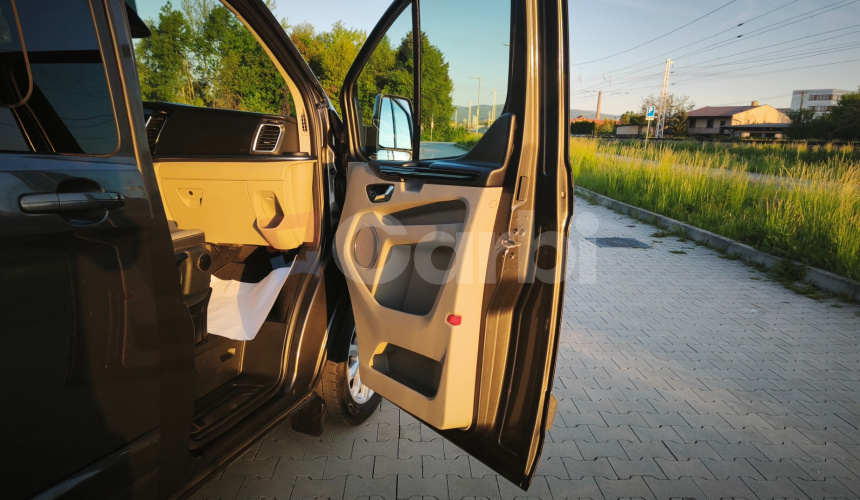Ford Tourneo Custom