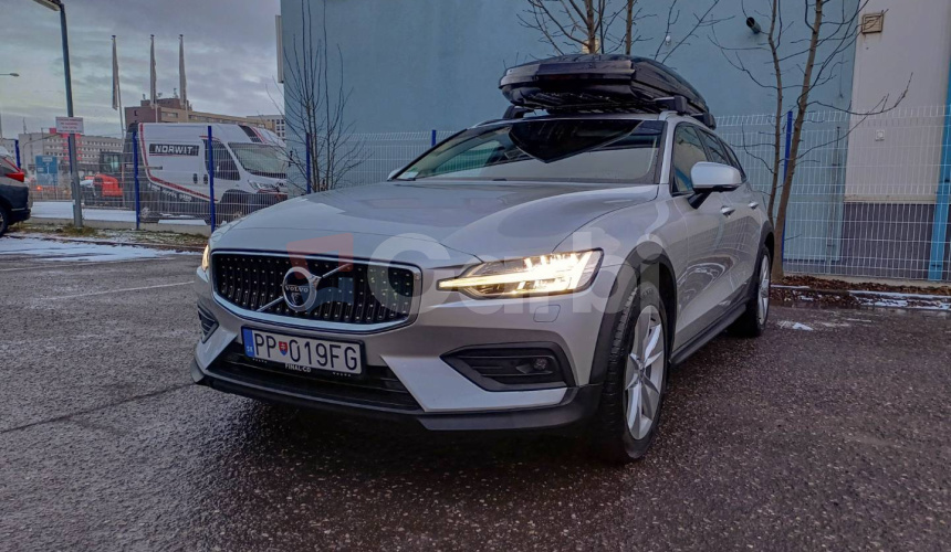 Volvo V60 Cross Country B4 197PS AT8 AWD Pro