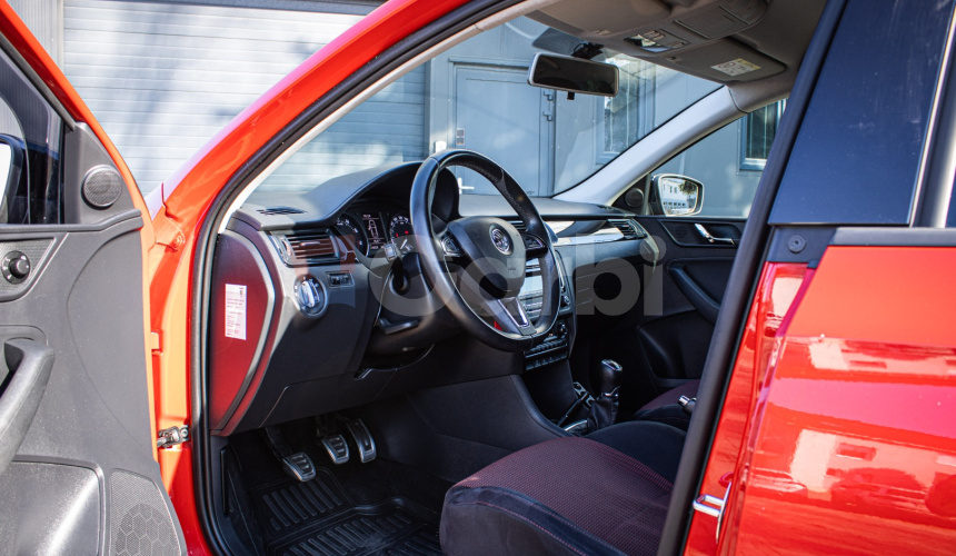 Škoda Rapid 1.2 TSI 77kW, 1. majiteľ, slovenské, pôvodný lak, R17 ALU, šport sedadlá