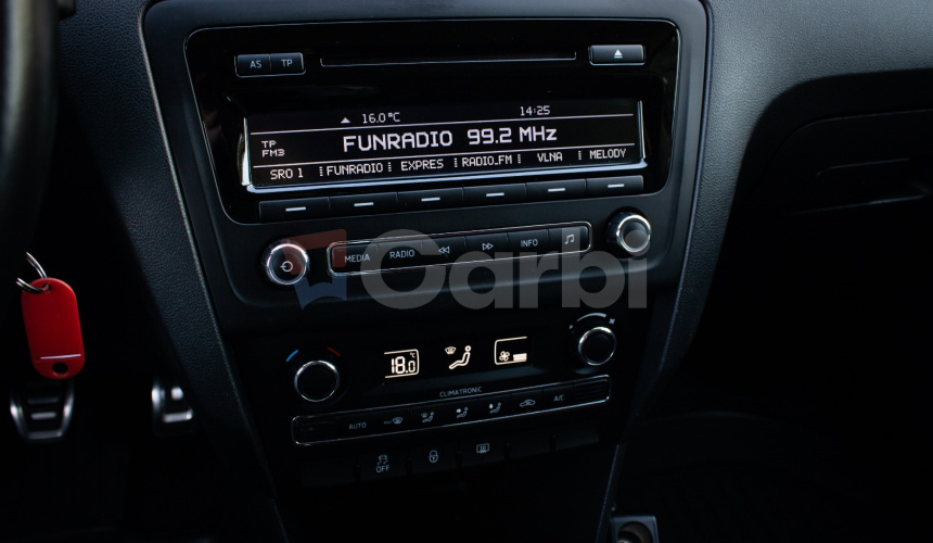 Škoda Rapid 1.2 TSI 77kW, 1. majiteľ, slovenské, pôvodný lak, R17 ALU, šport sedadlá