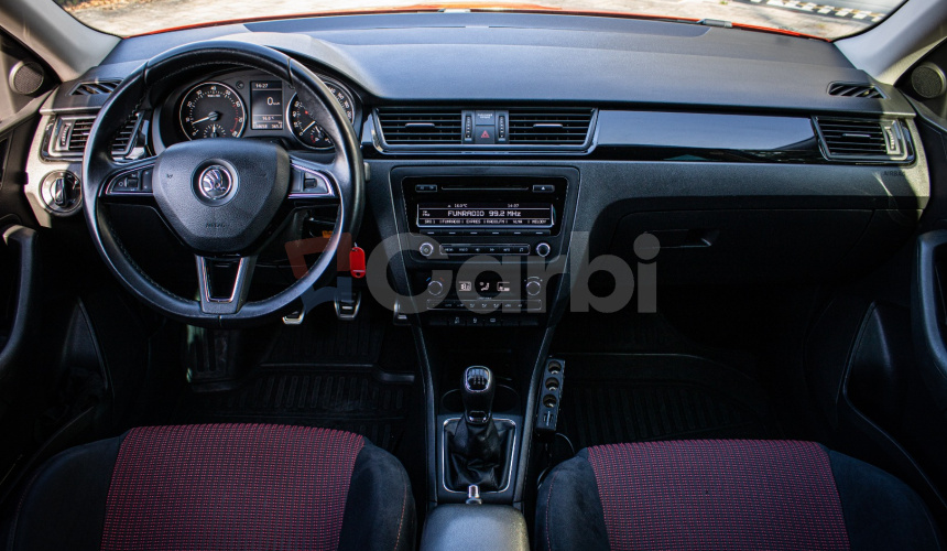 Škoda Rapid 1.2 TSI 77kW, 1. majiteľ, slovenské, pôvodný lak, R17 ALU, šport sedadlá