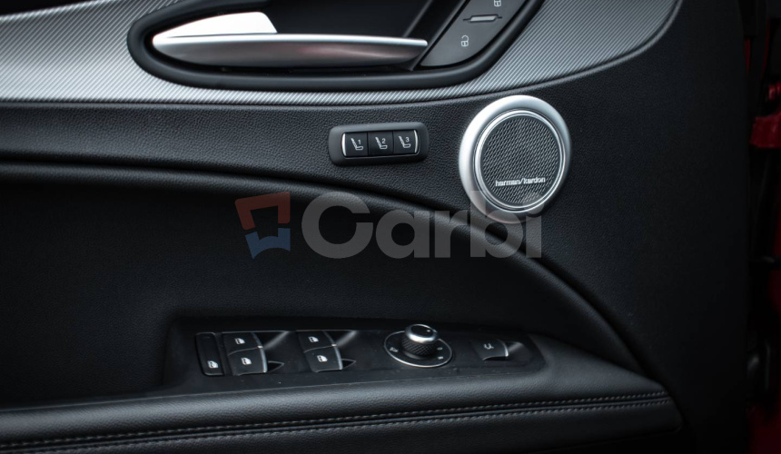 Alfa Romeo Stelvio 2.0 GME 280k Veloce AWD A/T