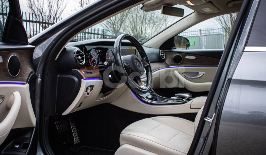 Mercedes-Benz E trieda All-Terrain 220d 4matic Airmatic 9G-Tronic, Multibeam, HUD, Ťažné, MB c