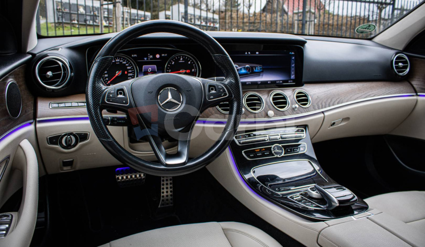 Mercedes-Benz E trieda All-Terrain 220d 4matic Airmatic 9G-Tronic, Multibeam, HUD, Ťažné, MB c
