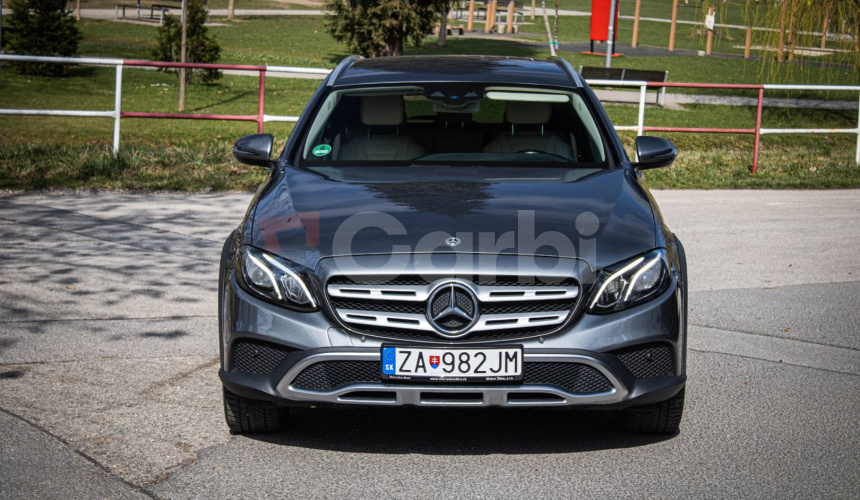 Mercedes-Benz E trieda All-Terrain 220d 4matic Airmatic 9G-Tronic, Multibeam, HUD, Ťažné, MB c