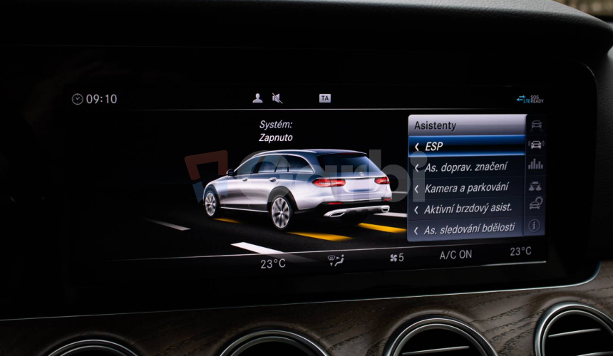 Mercedes-Benz E trieda All-Terrain 220d 4matic Airmatic 9G-Tronic, Multibeam, HUD, Ťažné, MB c