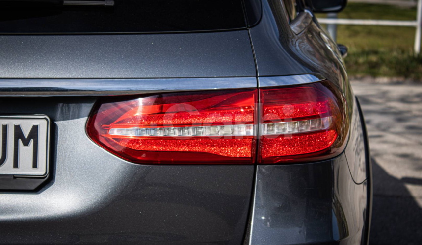 Mercedes-Benz E trieda All-Terrain 220d 4matic Airmatic 9G-Tronic, Multibeam, HUD, Ťažné, MB c