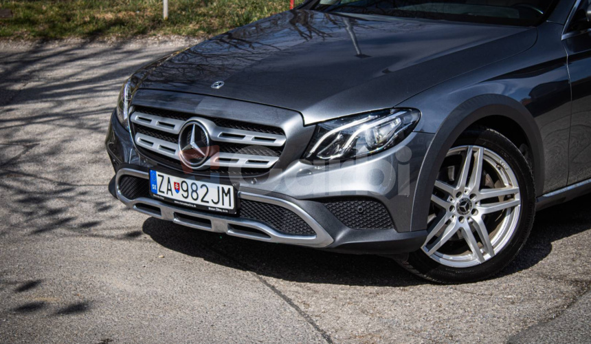 Mercedes-Benz E trieda All-Terrain 220d 4matic Airmatic 9G-Tronic na vzduchu, HUD, Ťažné, MB c