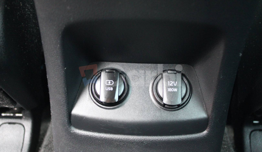 Kia Sportage 1.7 CRDi 2WD Gold