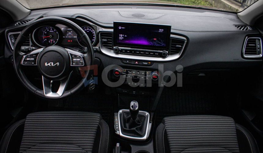 Kia Ceed SW 1.5 T-GDi 118kW Gold, Full Led, Navi, 1. majiteľ, Slovenské, záruka