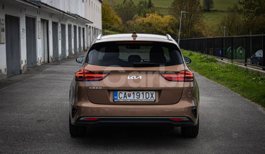 Kia Ceed SW 1.5 T-GDi 118kW Gold, Full Led, Navi, 1. majiteľ, Slovenské, záruka