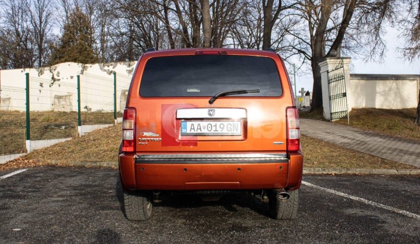 Dodge Nitro 2.8 CRD SXT A/T