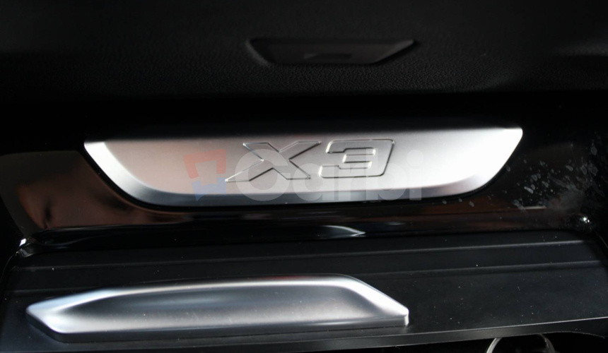 BMW X3 xDrive30i xLine A/T