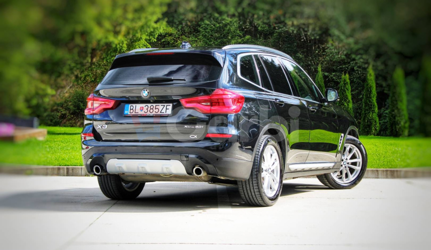 BMW X3 xDrive30i xLine A/T