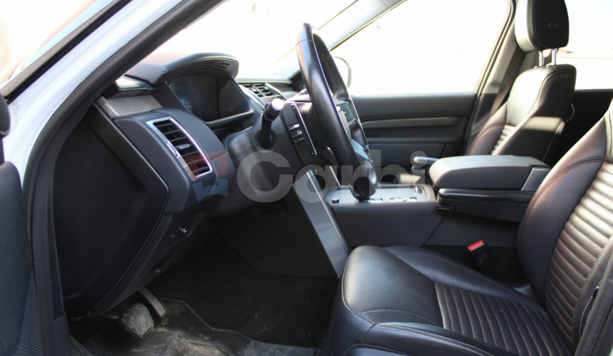 Land Rover Discovery 3.0 I6 D250 MHEV HSE AWD A/T 5+2