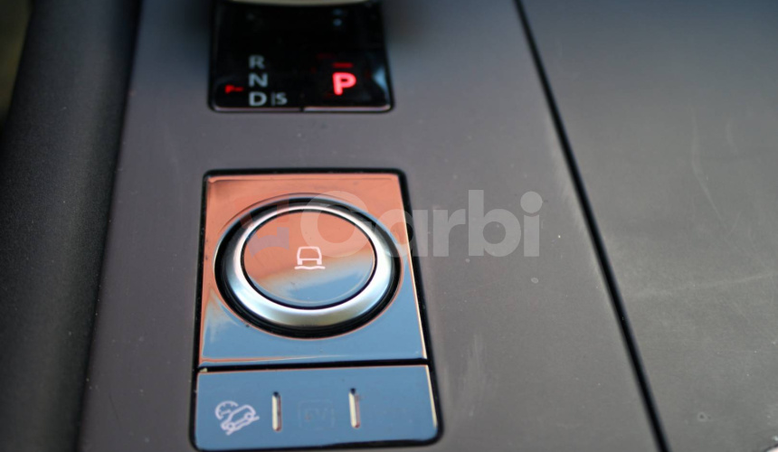 Land Rover Discovery 3.0 I6 D250 MHEV HSE AWD A/T 5+2