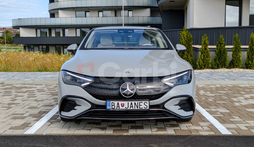Mercedes-Benz EQE 300