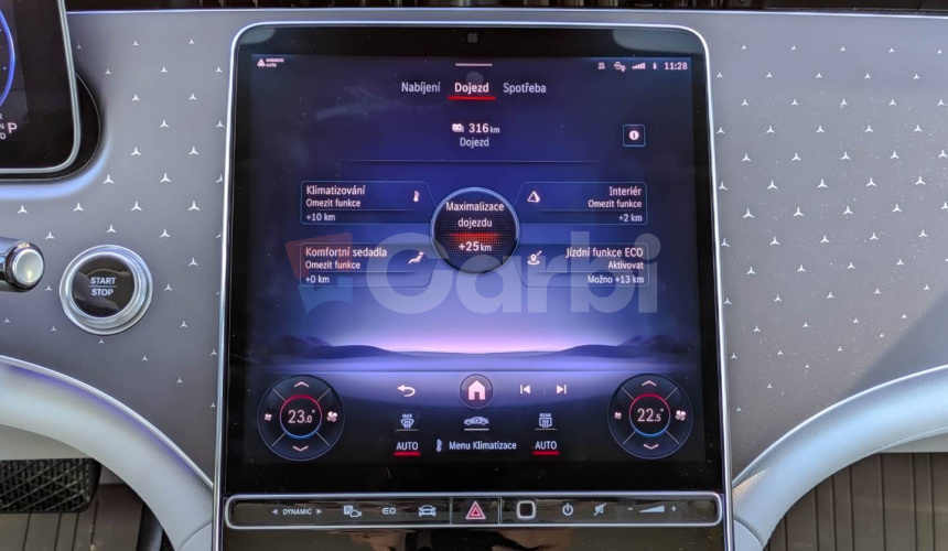 Mercedes-Benz EQE 300
