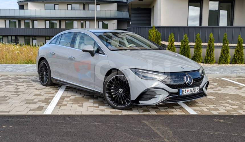 Mercedes-Benz EQE 300